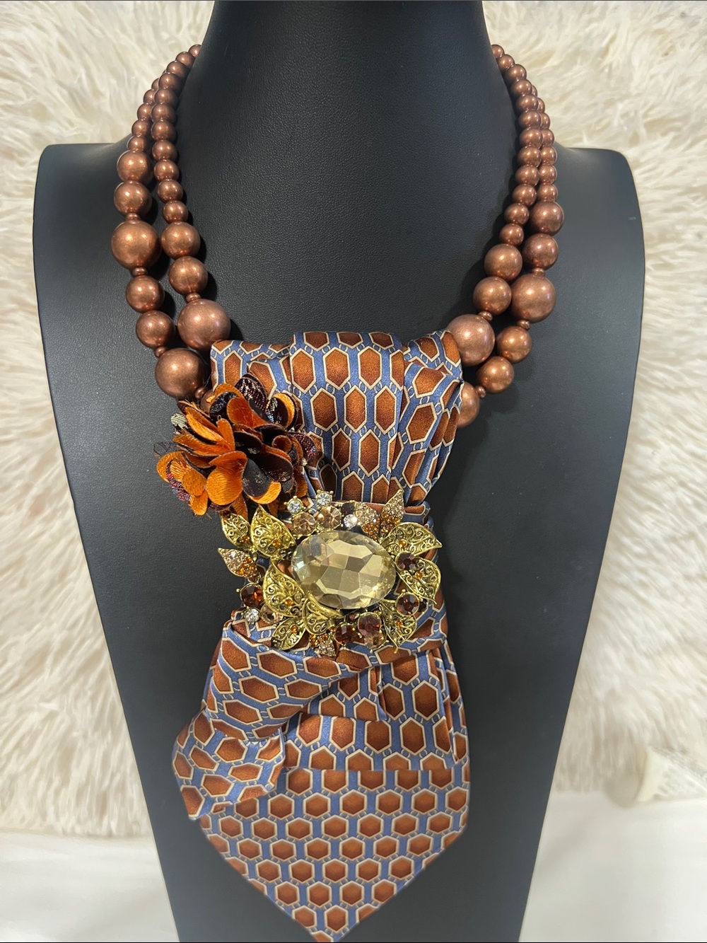 Elegant Brown Beaded Statement Necklace with Gold Brooch